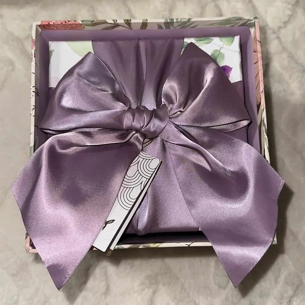 PAPYRUS Set of Two Floral Top White Lavender Bow Square Nesting Gift Boxes
